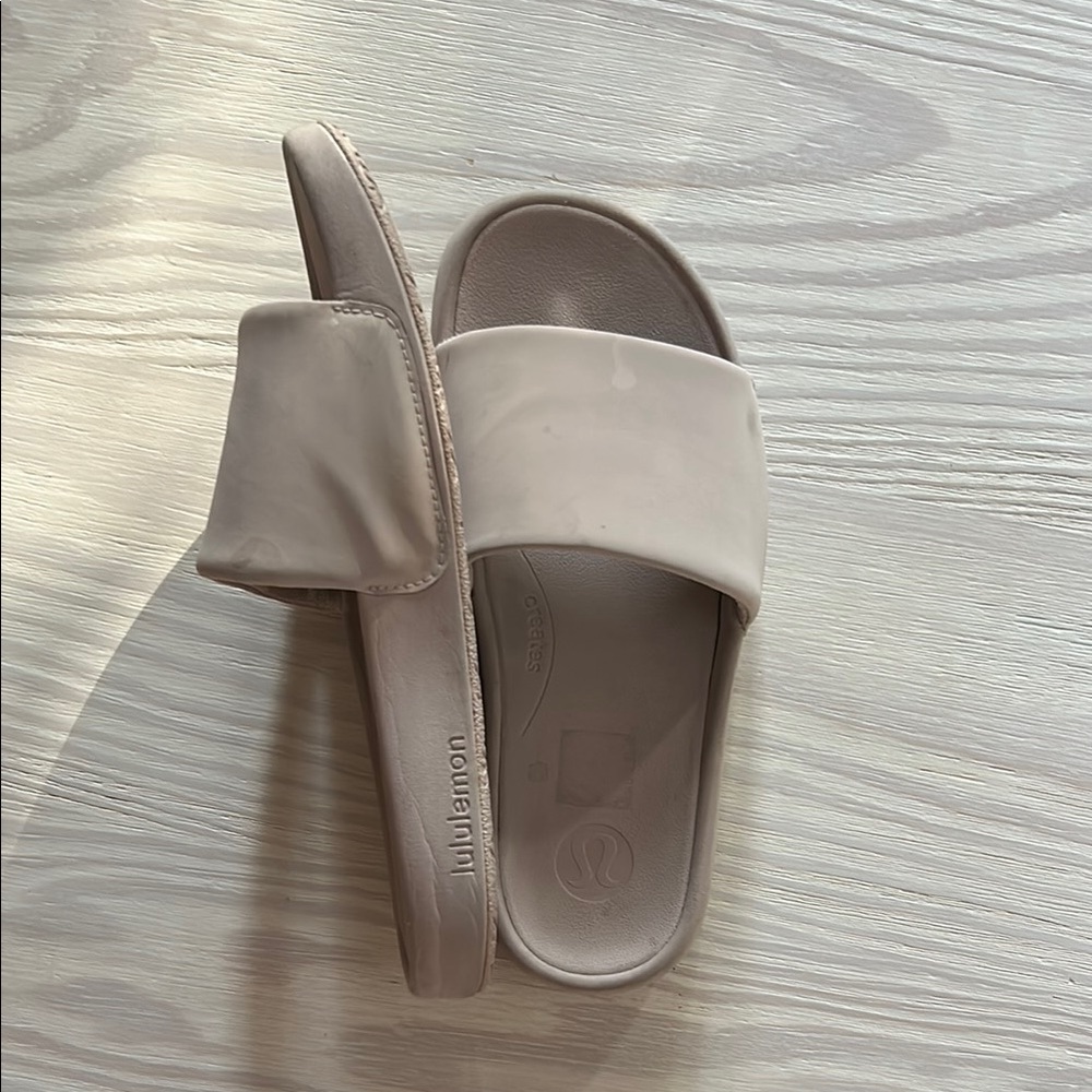 lululemon athletica Women's Cream Sandals